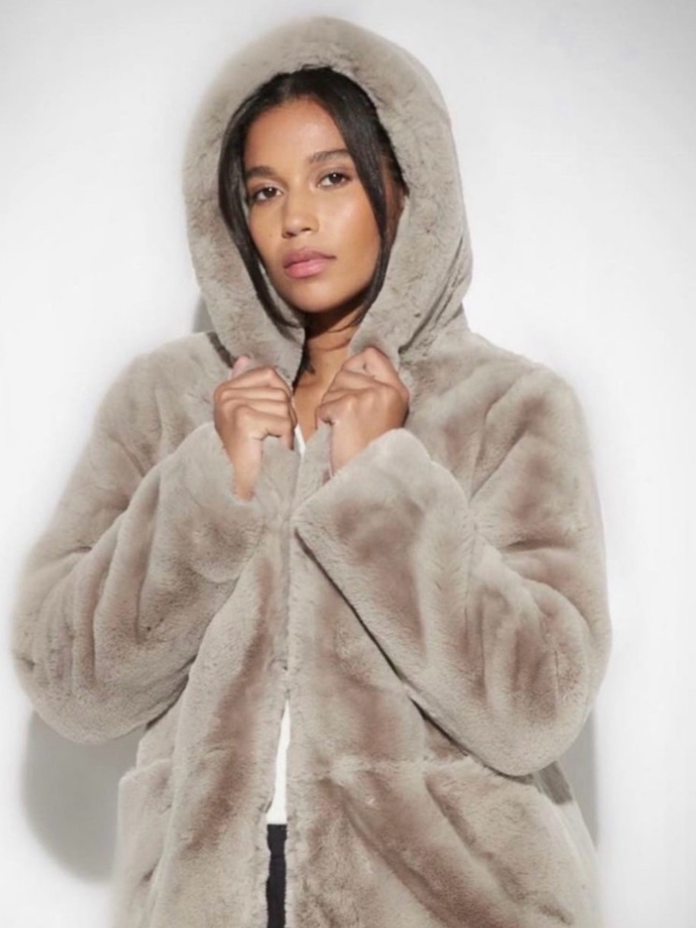 APPARIS Maria Hooded Faux Fur Coat Gray Size Small